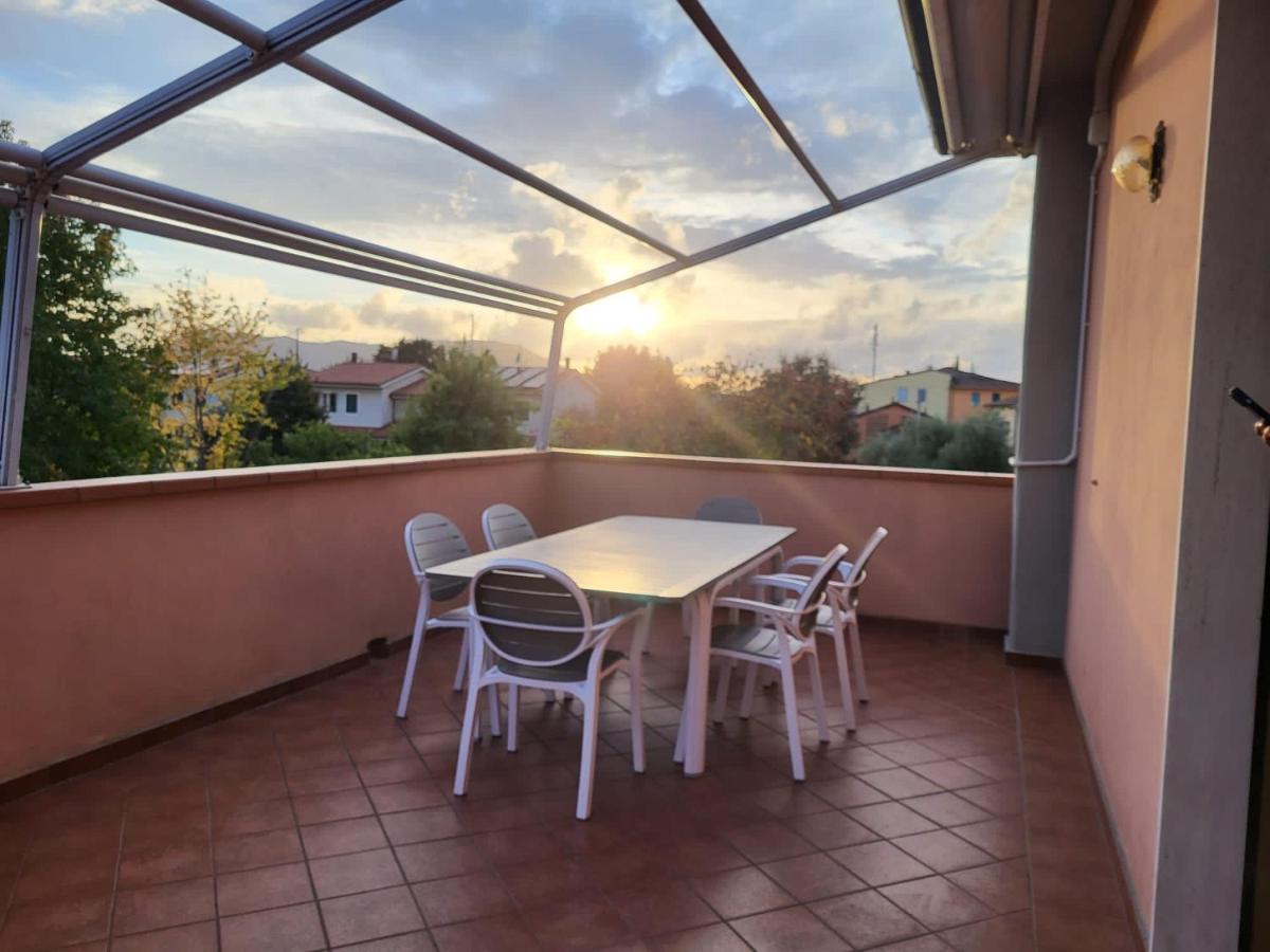 Albi'S House,Terrazza ,Wi-Fi, Parcheggio, Ac Apartment ลุคคา ภายนอก รูปภาพ