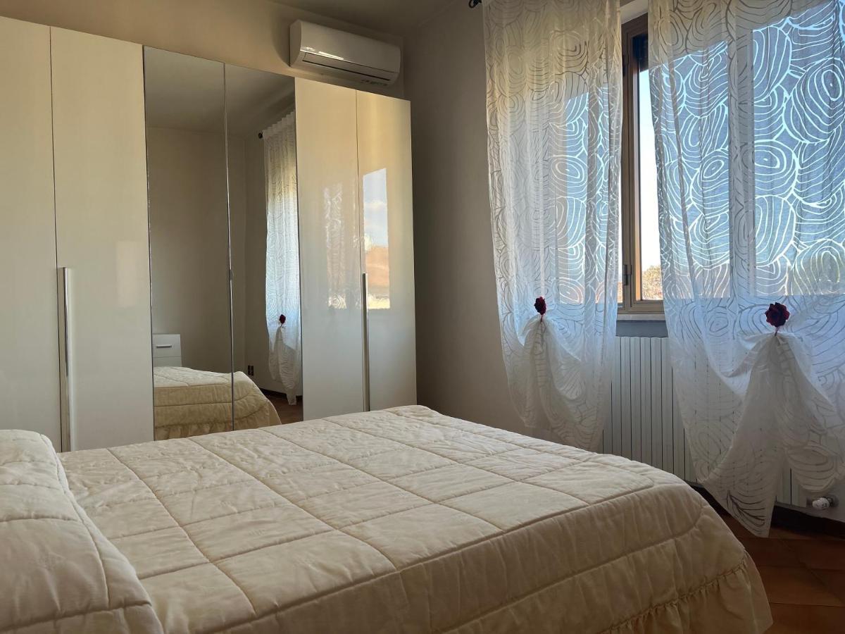 Albi'S House,Terrazza ,Wi-Fi, Parcheggio, Ac Apartment ลุคคา ภายนอก รูปภาพ