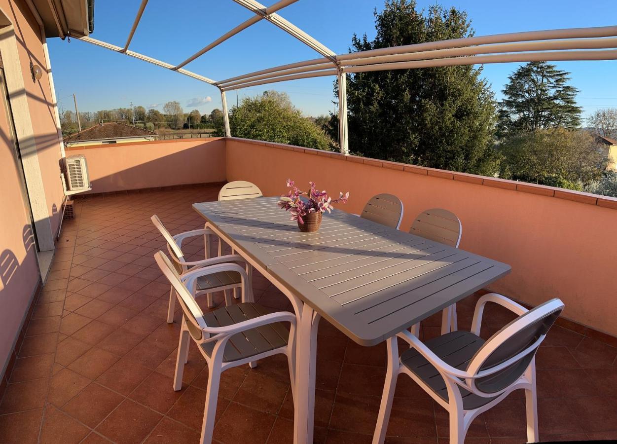 Albi'S House,Terrazza ,Wi-Fi, Parcheggio, Ac Apartment ลุคคา ภายนอก รูปภาพ