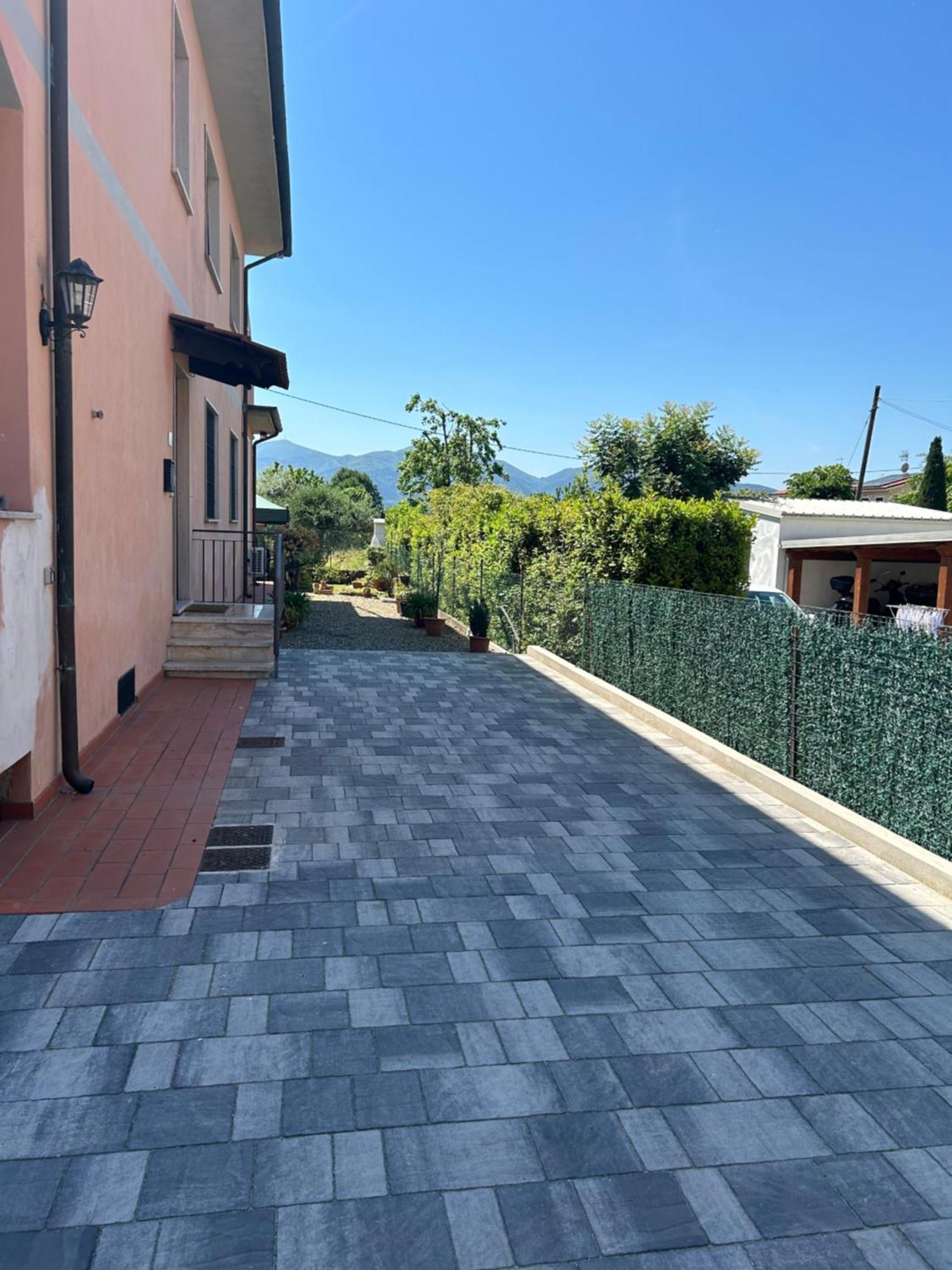 Albi'S House,Terrazza ,Wi-Fi, Parcheggio, Ac Apartment ลุคคา ภายนอก รูปภาพ