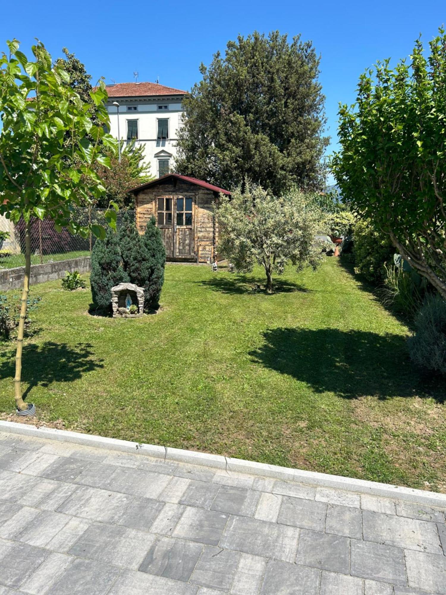 Albi'S House,Terrazza ,Wi-Fi, Parcheggio, Ac Apartment ลุคคา ภายนอก รูปภาพ